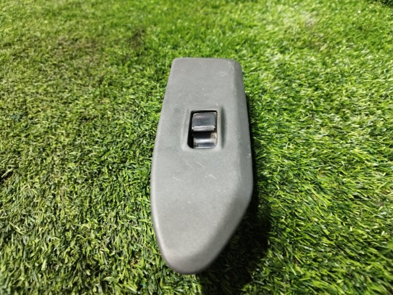 Кнопка стеклоподъемника, 300 рублей, Пешки