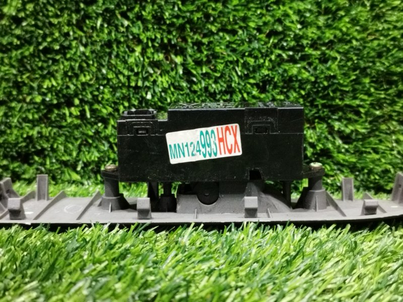 Кнопка стеклоподъемника, 300 рублей, Пешки