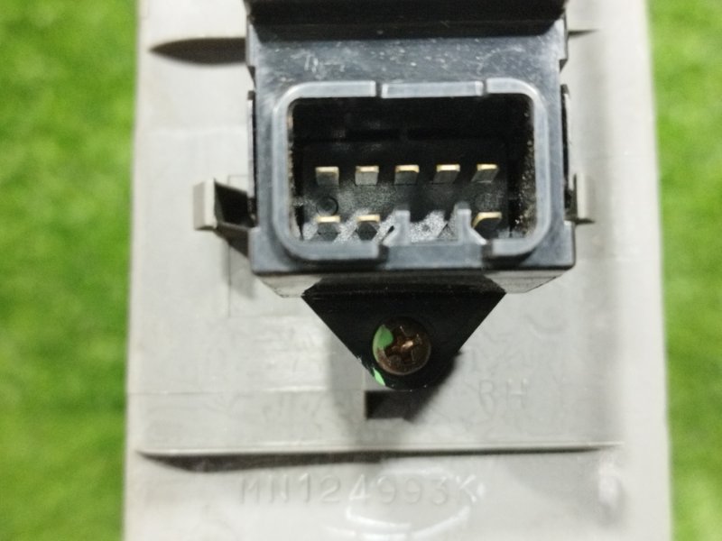 Кнопка стеклоподъемника, 300 рублей, Пешки