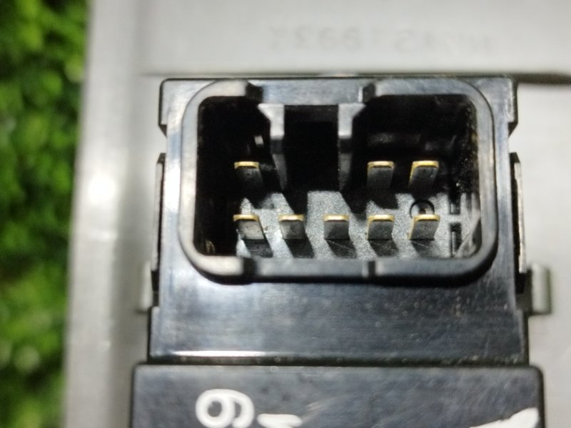 Кнопка стеклоподъемника, 300 рублей, Пешки