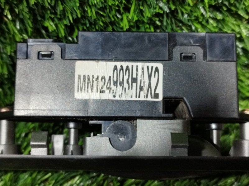 Кнопка стеклоподъемника, 300 рублей, Пешки