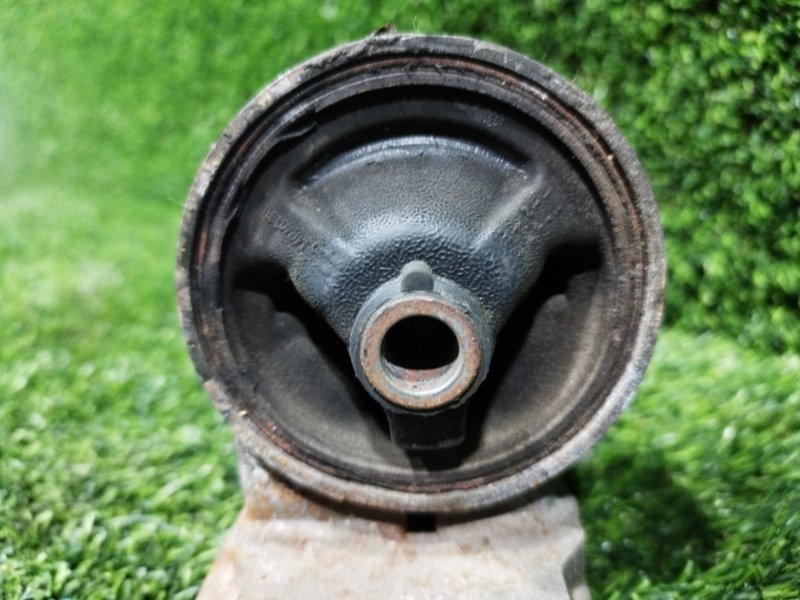 Подушка МКПП, 1000 рублей, Пешки