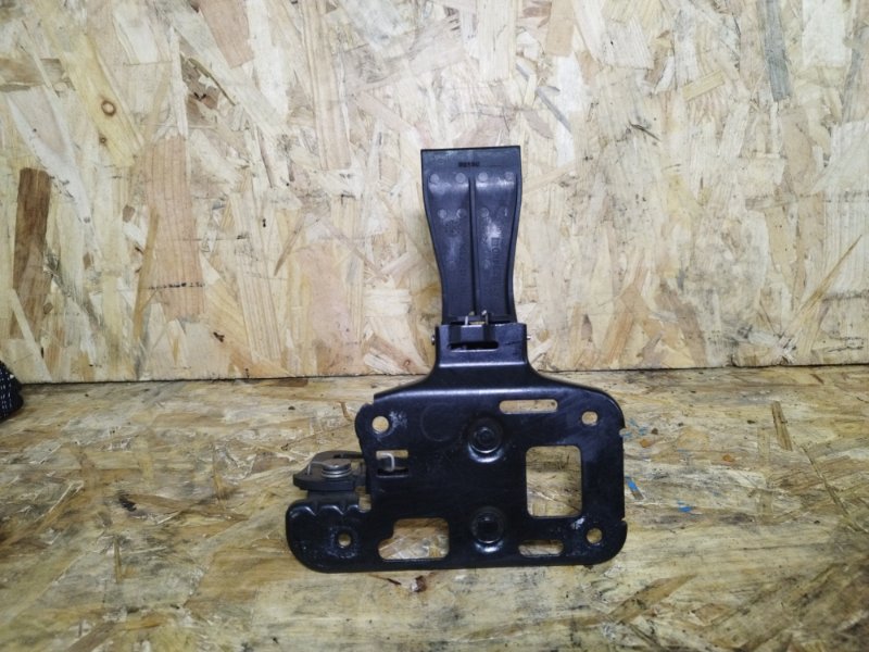 Замок капота, 1200 рублей, Пешки