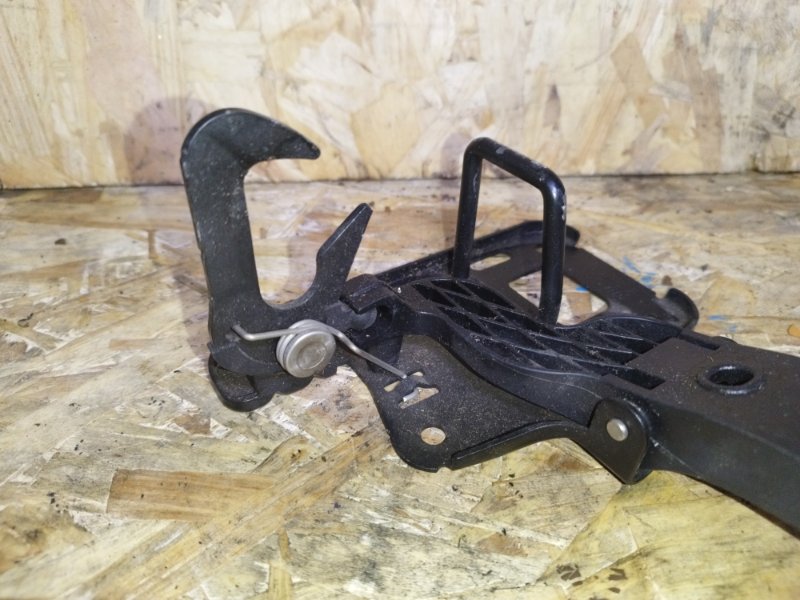 Замок капота, 1200 рублей, Пешки