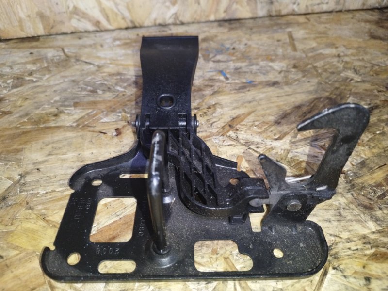 Замок капота, 1200 рублей, Пешки