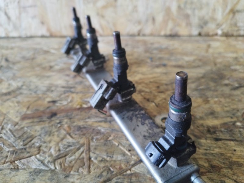 Форсунка топливная, 2000 рублей, Пешки