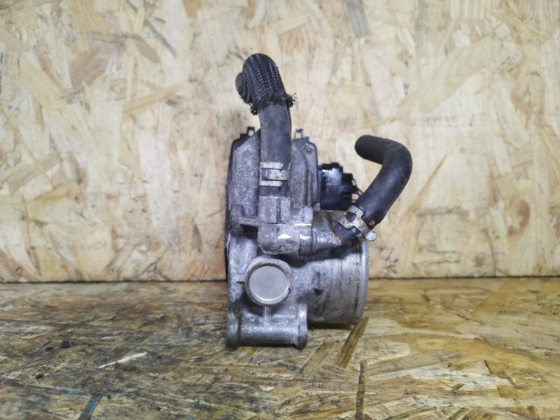 Дроссельная заслонка, 2000 рублей, Пешки