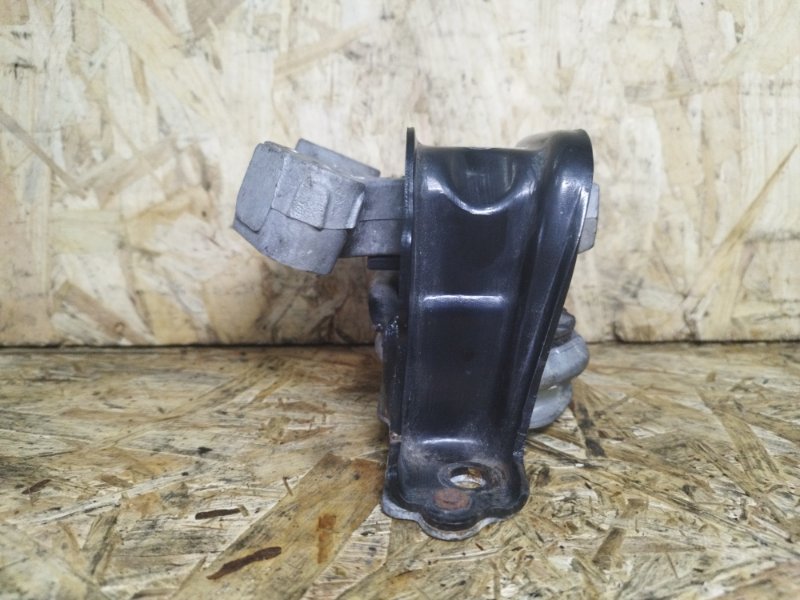 Подушка двигателя, 1000 рублей, Пешки