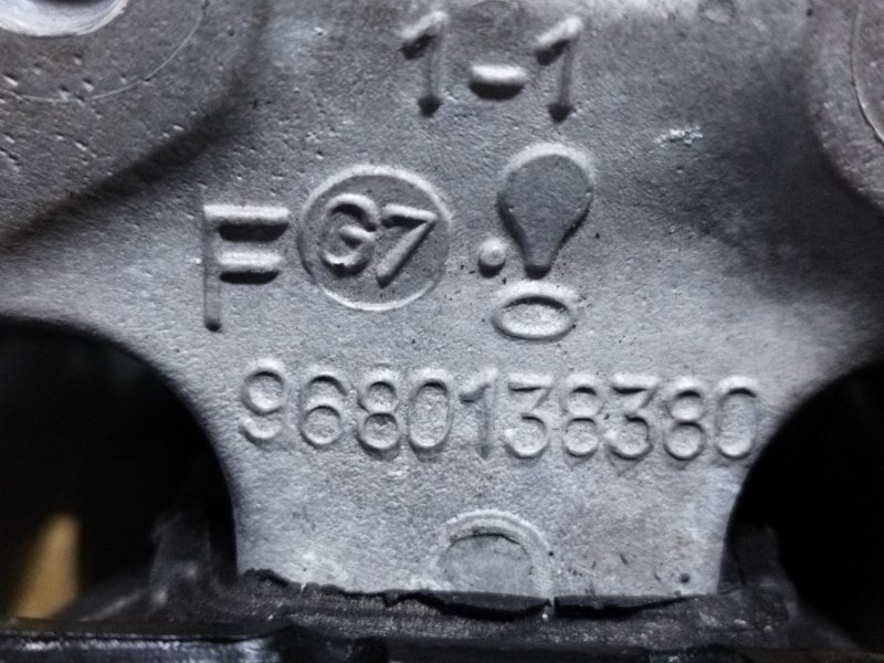 Подушка двигателя, 1000 рублей, Пешки