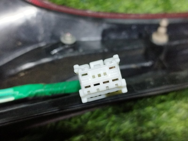 Стоп-сигнал, 4000 рублей, Пешки