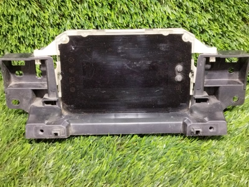 Часы, 1000 рублей, Пешки