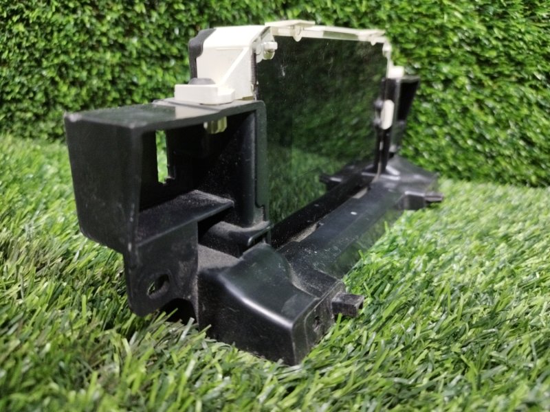 Часы, 1000 рублей, Пешки