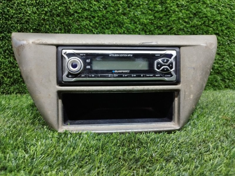 Магнитола, 1000 рублей, Пешки