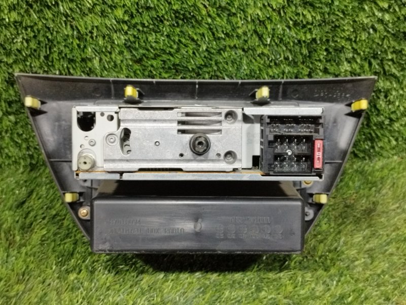 Магнитола, 1000 рублей, Пешки