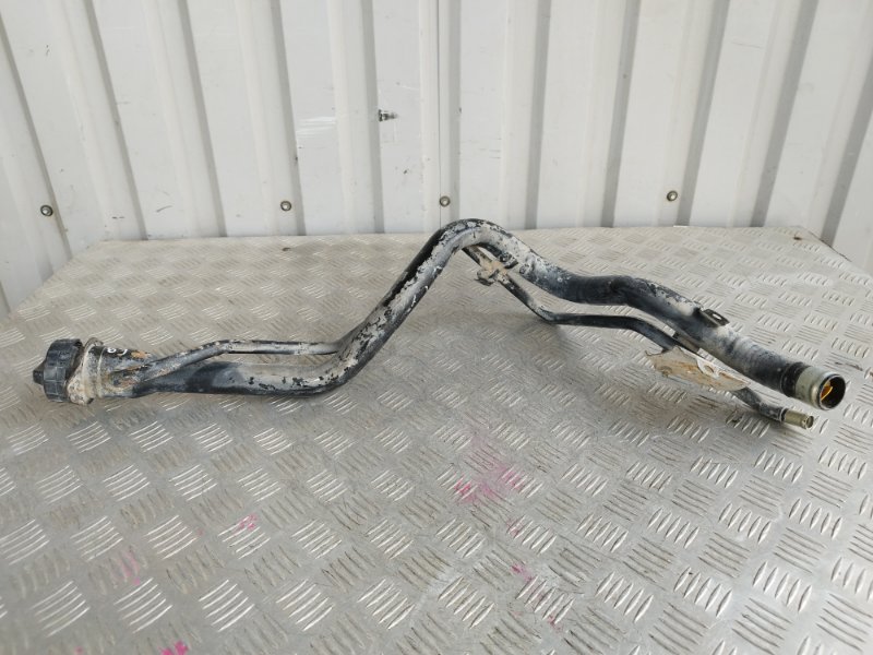 Горловина топливного бака, 5000 рублей, Пешки