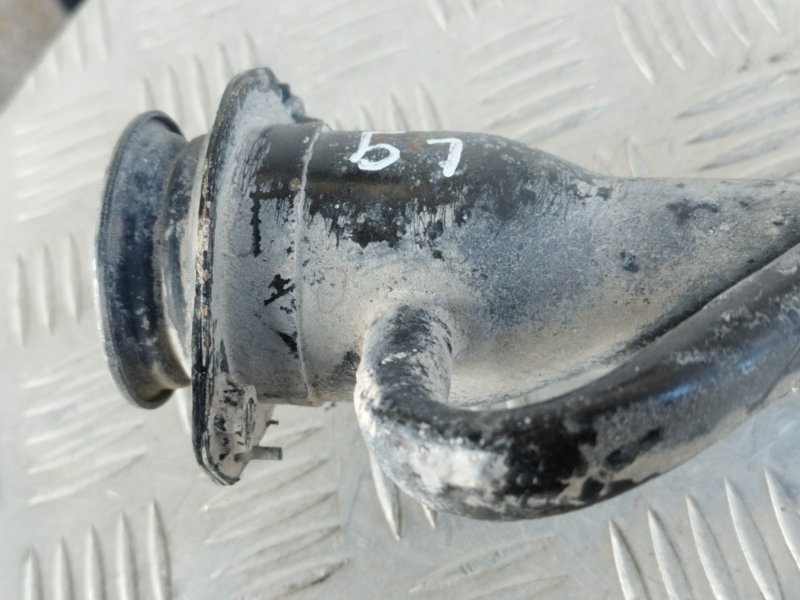 Горловина топливного бака, 5000 рублей, Пешки