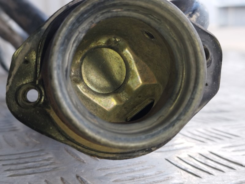 Горловина топливного бака, 5000 рублей, Пешки