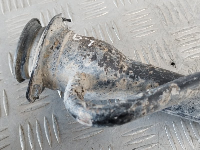 Горловина топливного бака, 5000 рублей, Пешки