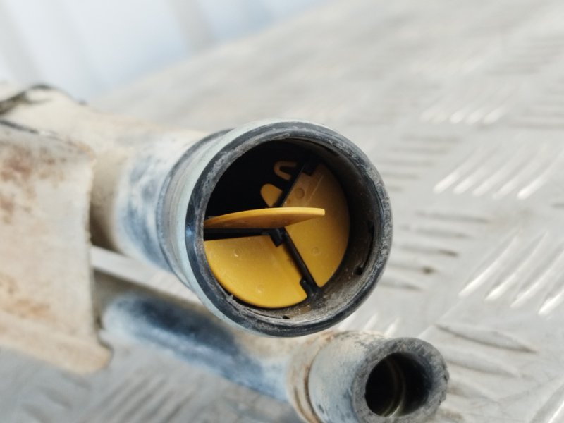 Горловина топливного бака, 5000 рублей, Пешки