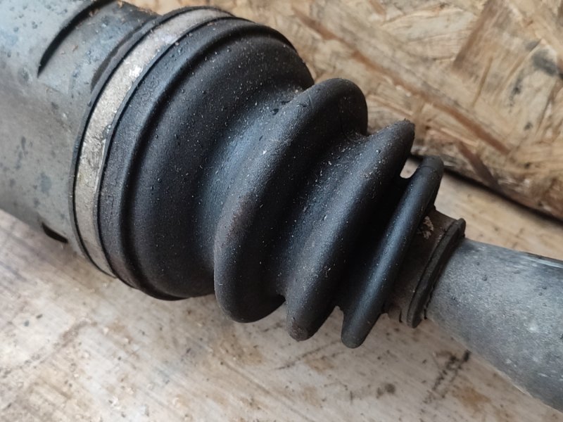 Привод, 9000 рублей, Пешки