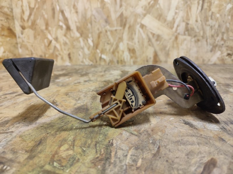 Датчик уровня топлива, 1500 рублей, Пешки