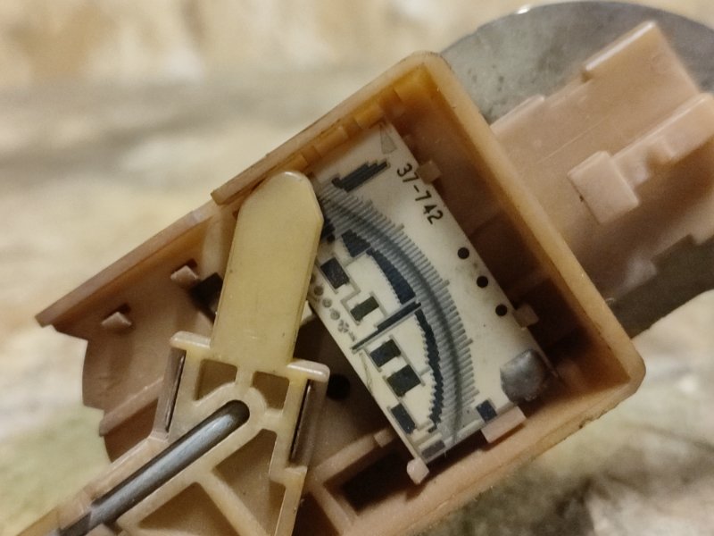 Датчик уровня топлива, 1500 рублей, Пешки