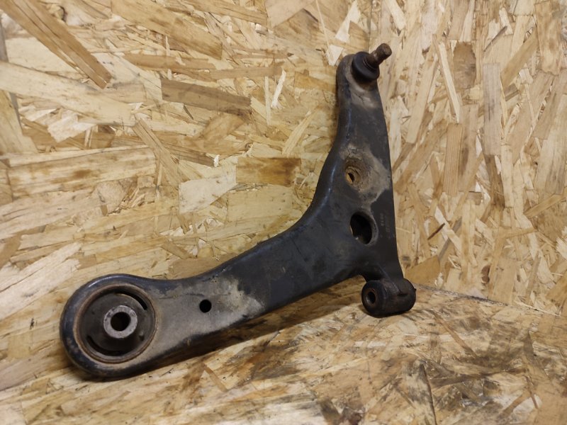 Рычаг нижний, 1000 рублей, Пешки