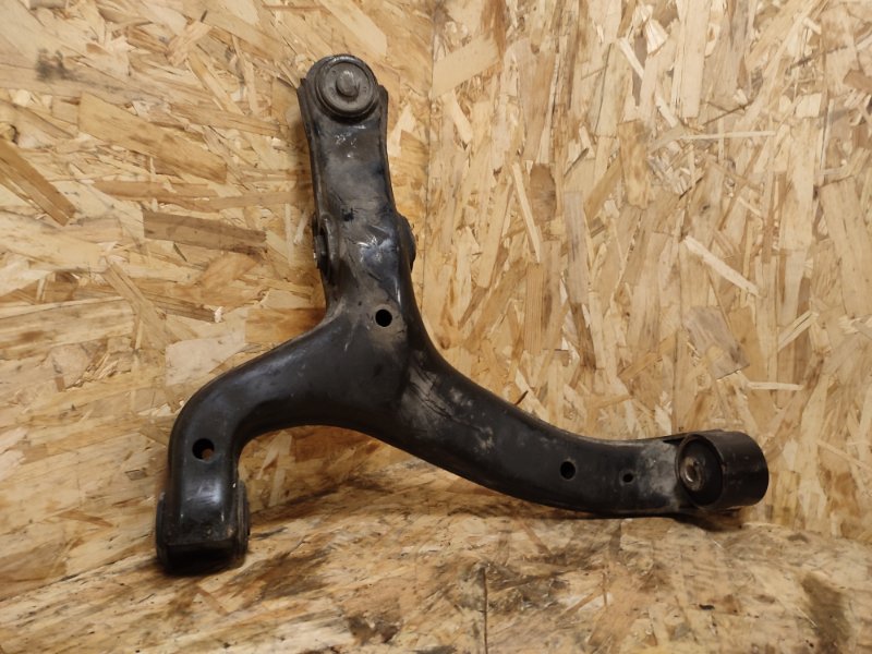 Рычаг нижний, 7000 рублей, Пешки