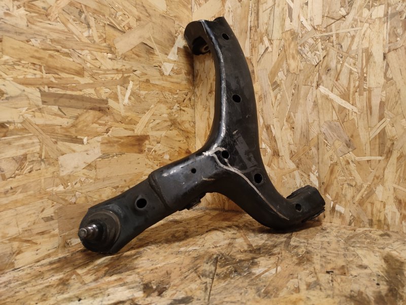 Рычаг нижний, 7000 рублей, Пешки