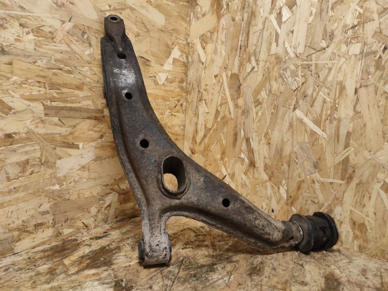 Рычаг нижний, 4000 рублей, Пешки