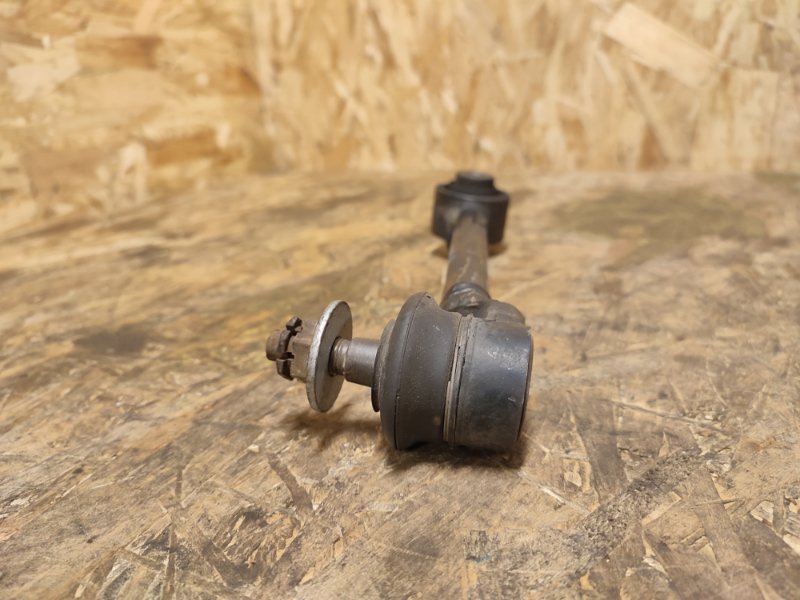 Рычаг нижний, 1000 рублей, Пешки