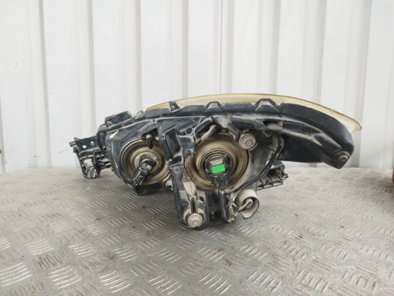 Фара, 1000 рублей, Пешки