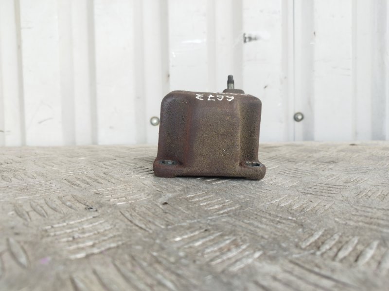 Кронштейн двигателя, 1500 рублей, Пешки