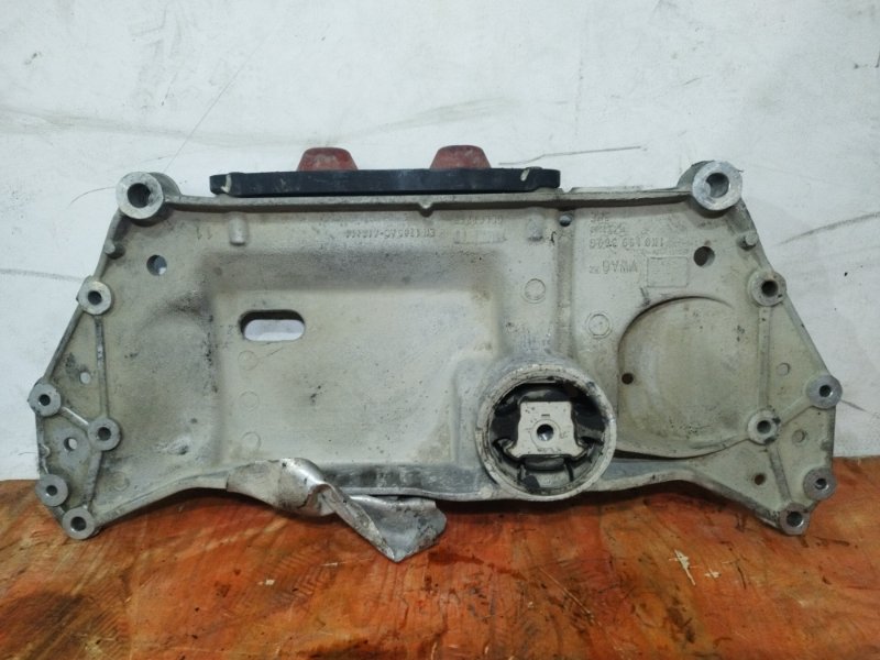 Подрамник, 5000 рублей, Пешки