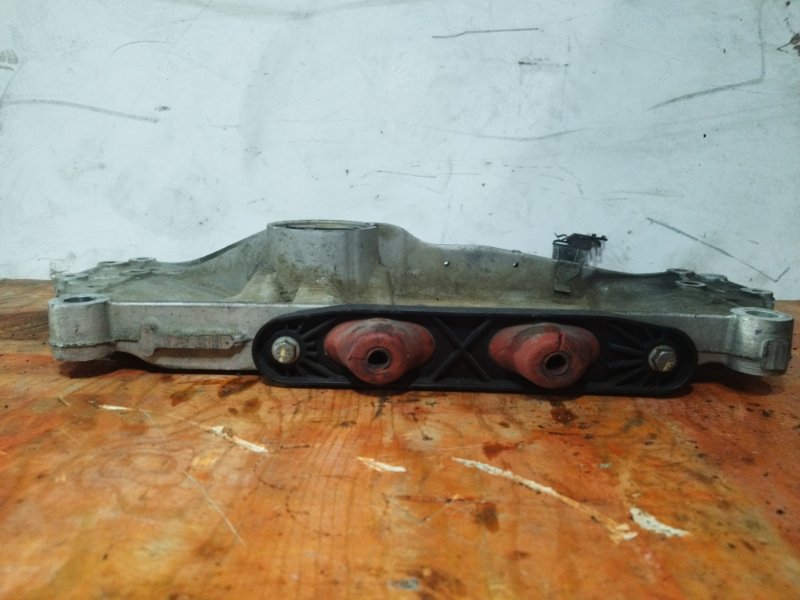 Подрамник, 5000 рублей, Пешки