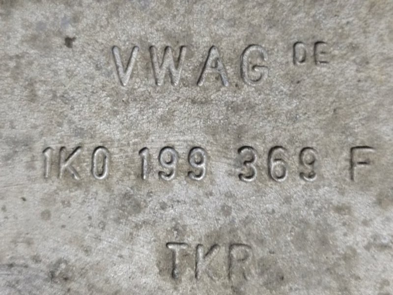 Подрамник, 5000 рублей, Пешки