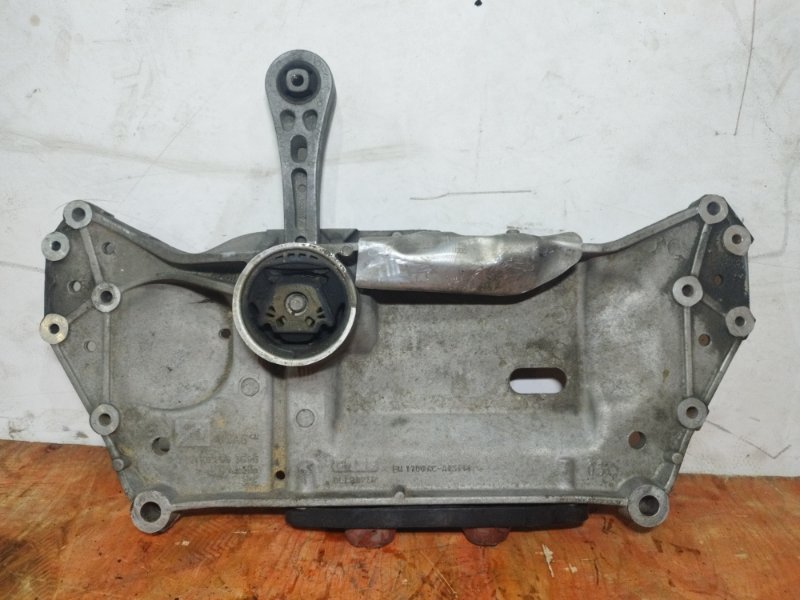 Подрамник, 5000 рублей, Пешки