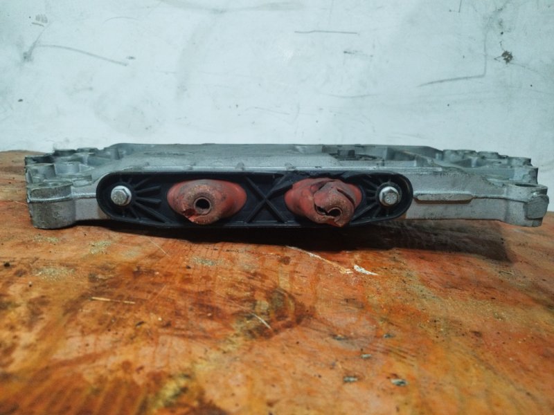 Подрамник, 5000 рублей, Пешки