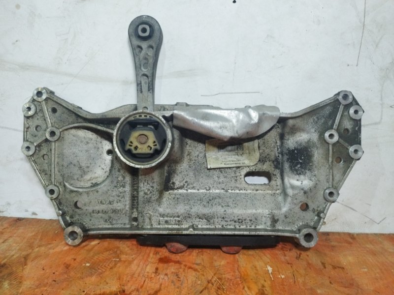 Подрамник, 5000 рублей, Пешки