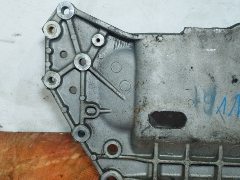 Подрамник, 5000 рублей, Пешки