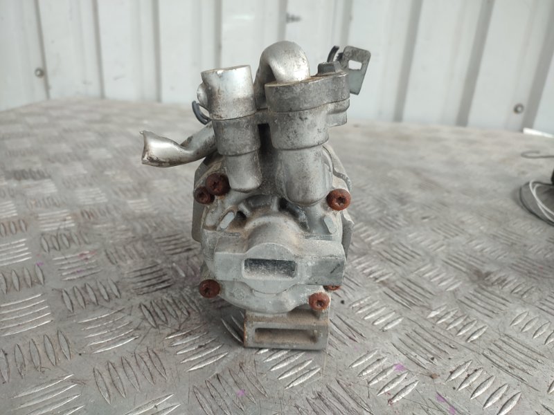 Компрессор кондиционера, 5000 рублей, Пешки