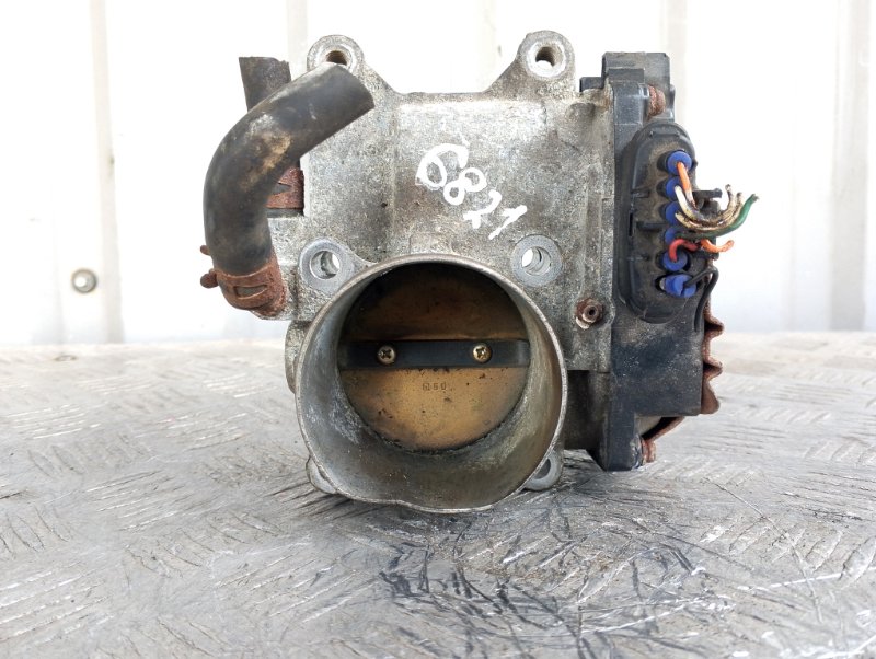 Дроссельная заслонка, 2000 рублей, Пешки