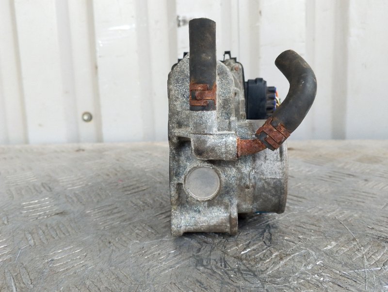 Дроссельная заслонка, 2000 рублей, Пешки