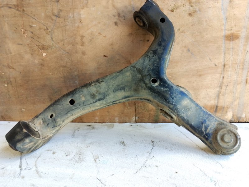 Рычаг нижний, 7000 рублей, Пешки