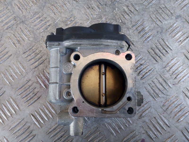 Дроссельная заслонка, 2000 рублей, Пешки