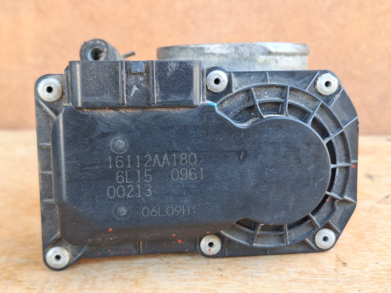 Дроссельная заслонка, 2000 рублей, Пешки