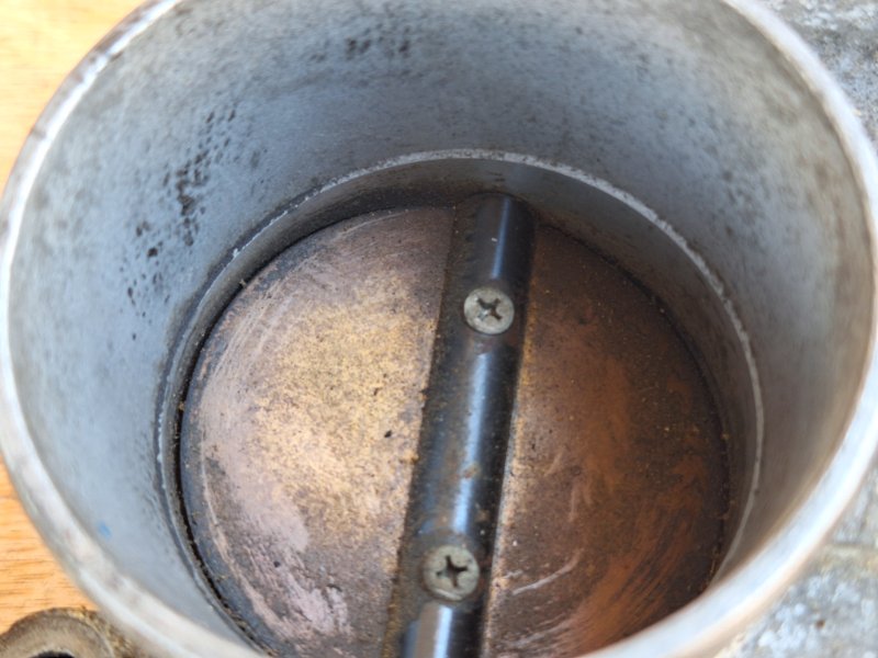 Дроссельная заслонка, 2000 рублей, Пешки