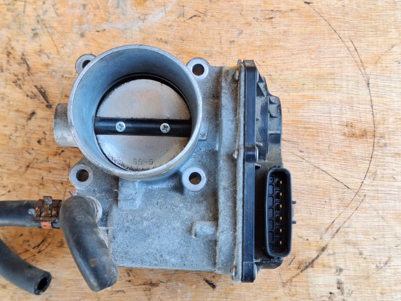 Дроссельная заслонка, 2000 рублей, Пешки