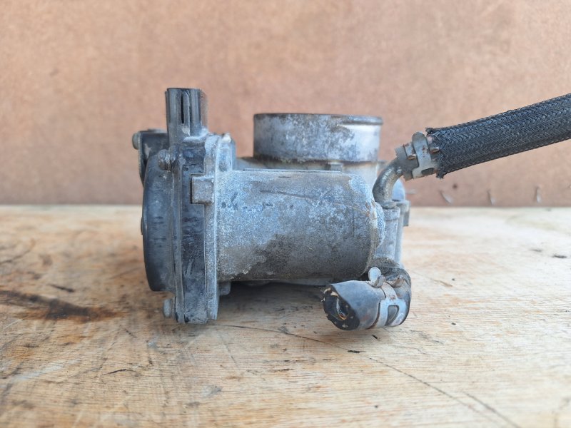 Дроссельная заслонка, 2000 рублей, Пешки