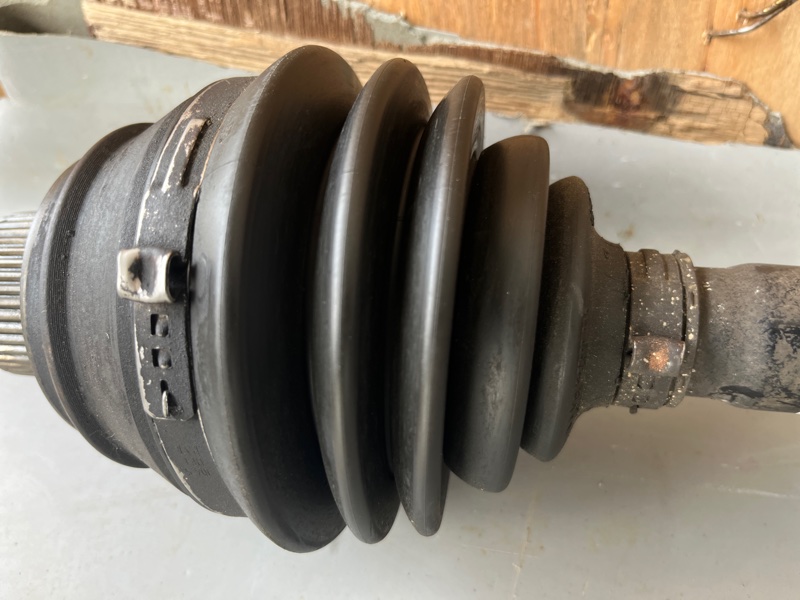 Привод, 5000 рублей, Пешки